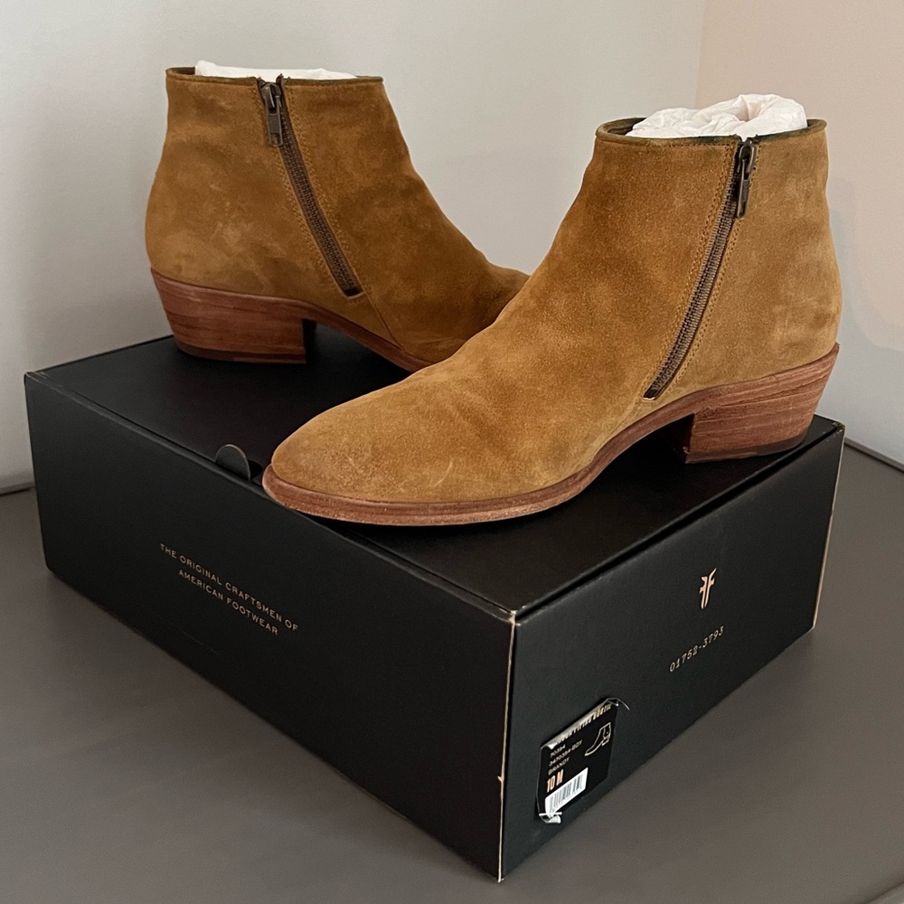 Frye Carson Piping Bootie